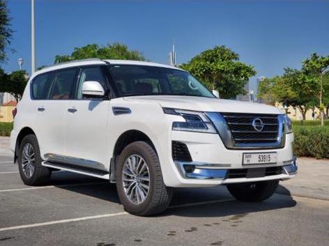 hire Nissan Patrol Platinum in dubai
