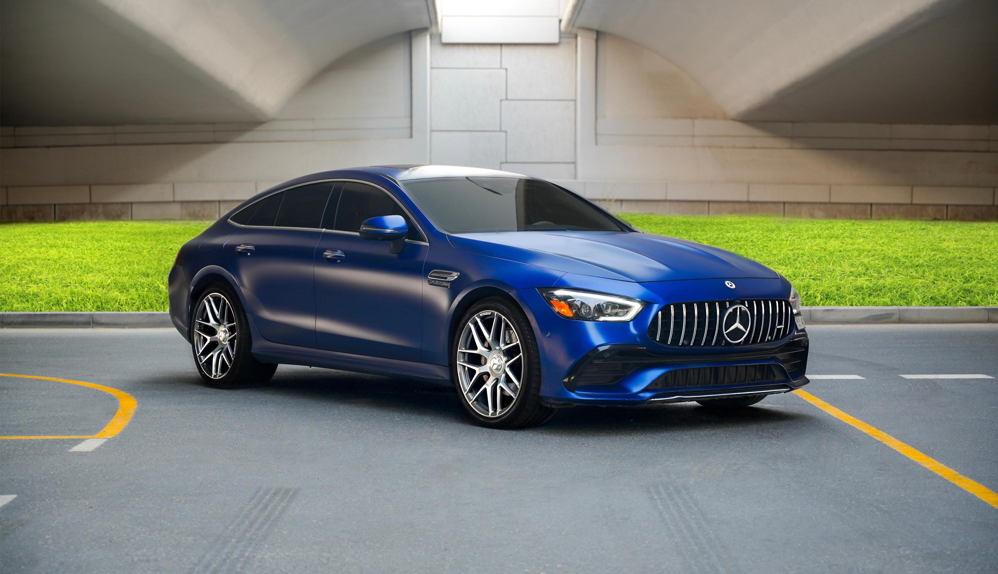 Louer une Mercedes Benz AMG GT 53 Full Options Blue à Dubaï – Meilleurs prix avec une garantie gratuite