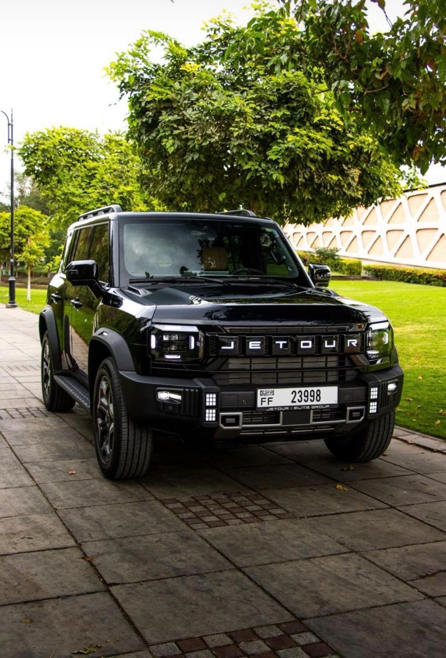 Аренда Jetour T2 Hybrid Black interior Saffron в Дубае - лучшие цены с бесплатной 