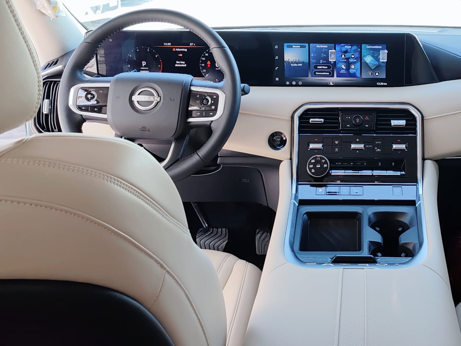 mieten Nissan Patrol White interior Light V8  2026 in Dubai