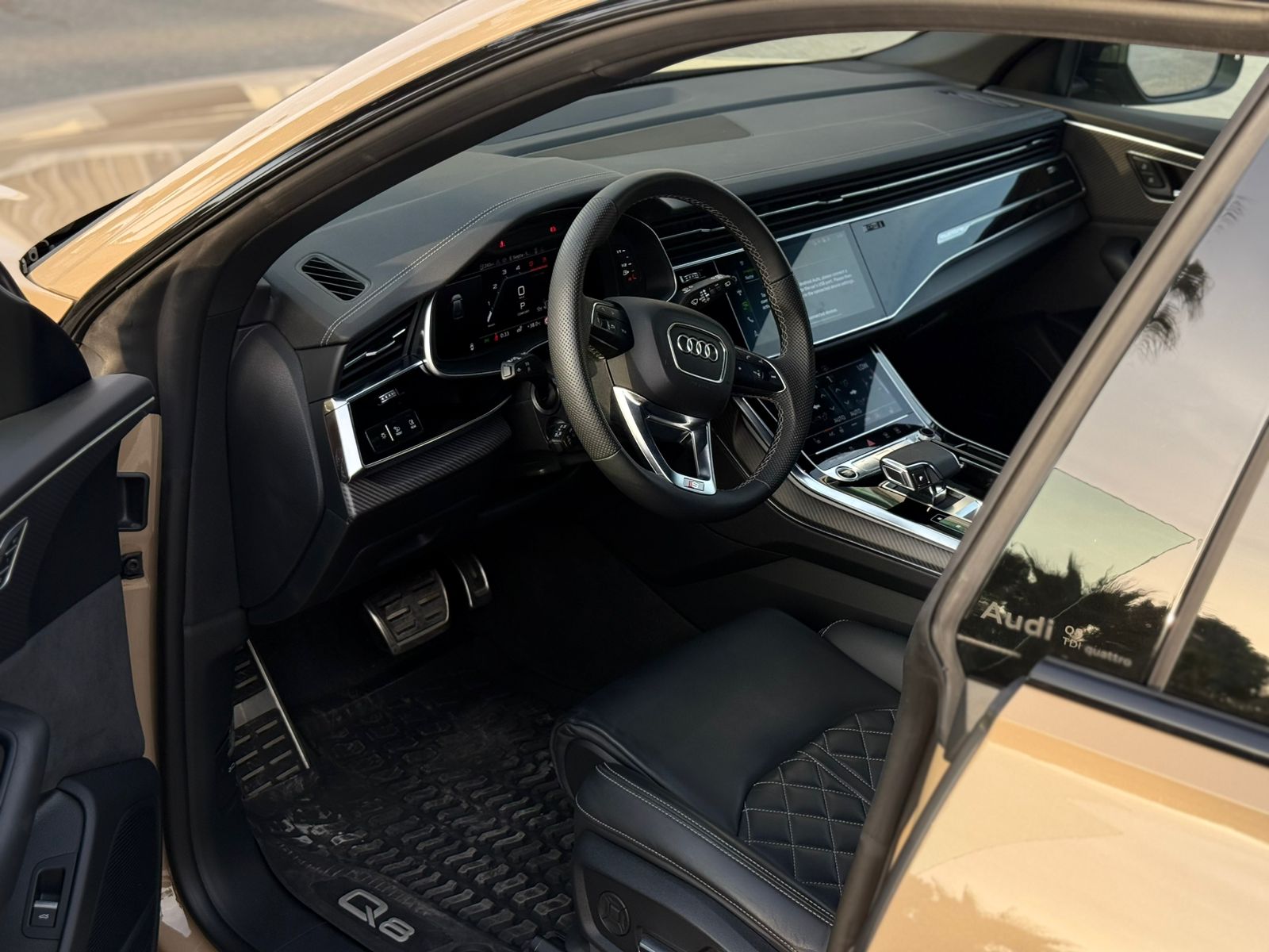 استئجار اودي كيو 8 البيج  2023 فى دبي