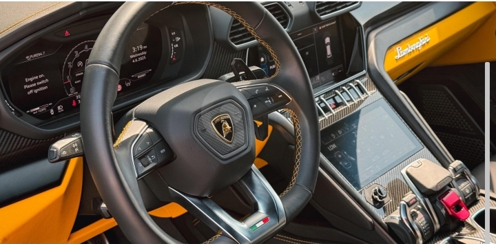 hire Cheap Lamborghini Urus Black  2025 in dubai