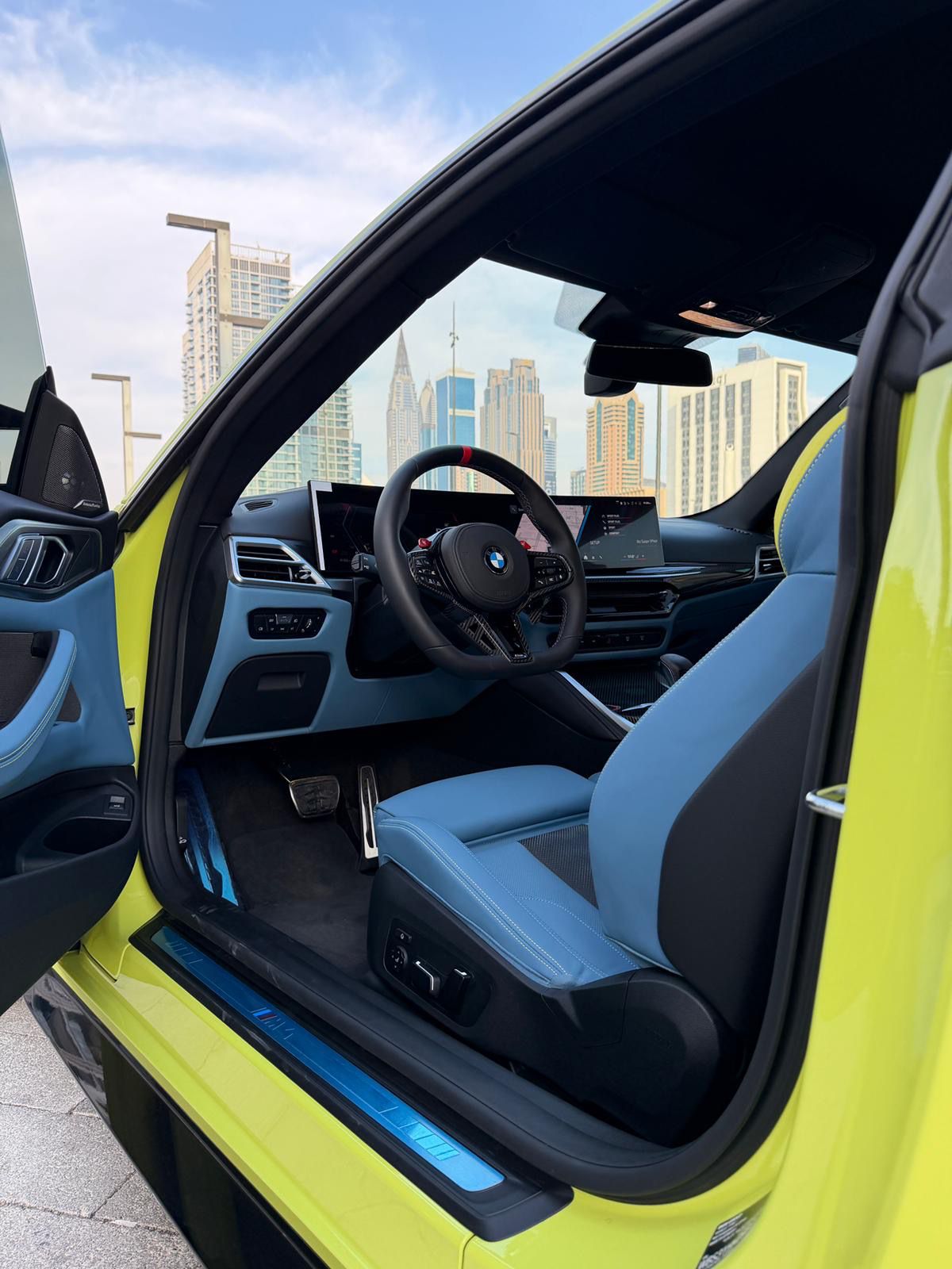 louer Bmw M4 Competition Coupe Light Green  2025 à Dubaï